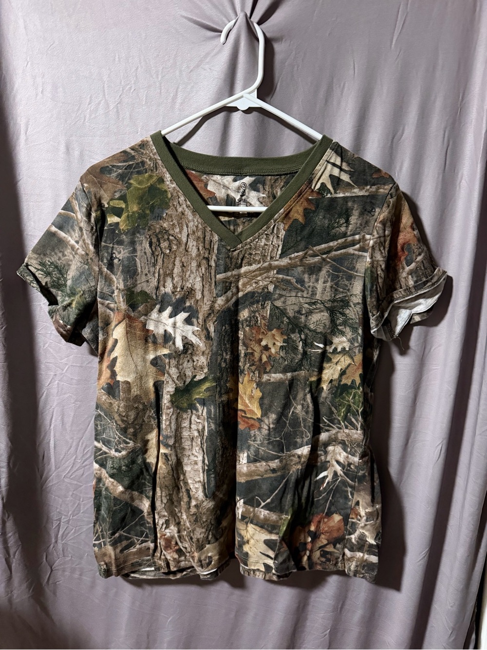Women's V-Neck Short Sleeve Tee in Green Brown Camo